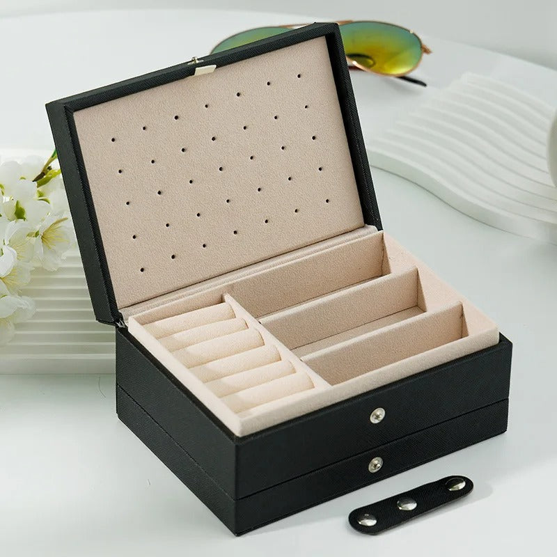 Single Layer Travel Jewelry Box for Women – PU Leather Organizer in Black, White, or Pink